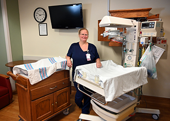 AMH labor and delivery nurse Teresa Jones named 2025 Great 100 Nurse